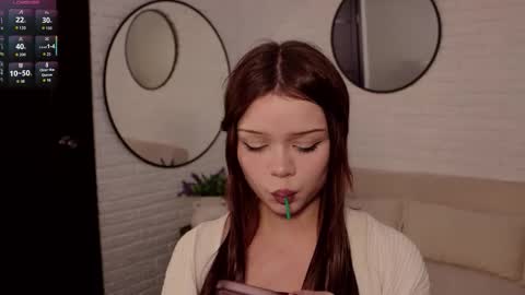 Snapshot of miroslavaluewe chatting on 11/25/25, 10:48 Miroslava online show from 11/25/25, 10:48