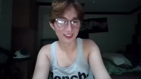 its me kizzy online show from 09/25/25, 01:37