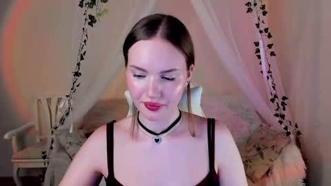 Snapshot of mish_ka3 chatting on 09/17/25, 01:35 Misha online show from 09/17/25, 01:35