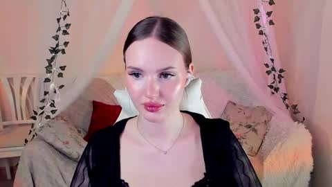 Snapshot of mish_ka3 chatting on 09/19/25, 06:08 Misha online show from 09/19/25, 06:08