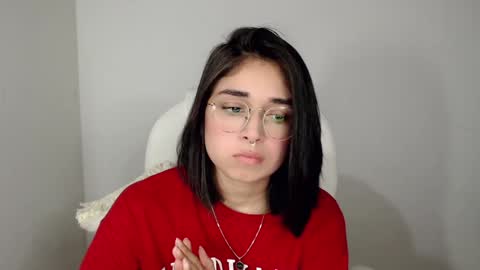 Snapshot of misha__sweet__27 chatting on 01/25/25, 04:56 misha online show from 01/25/25, 04:56