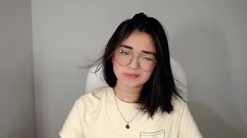 Snapshot of misha__sweet__27 chatting on 01/28/25, 03:04 misha online show from 01/28/25, 03:04