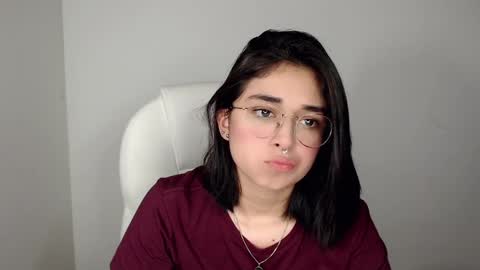 Snapshot of misha__sweet__27 chatting on 02/04/25, 08:13 misha online show from 02/04/25, 08:13