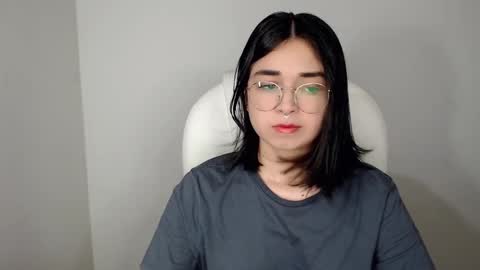 Snapshot of misha__sweet__27 chatting on 02/07/25, 08:11 misha online show from 02/07/25, 08:11