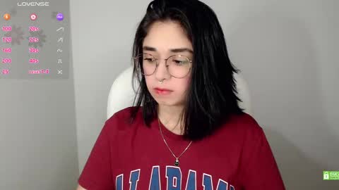 Snapshot of misha__sweet__27 chatting on 02/12/25, 09:31 misha online show from 02/12/25, 09:31