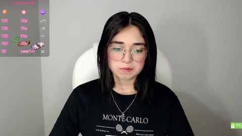 Snapshot of misha__sweet__27 chatting on 02/17/25, 05:58 misha online show from 02/17/25, 05:58