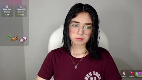 Snapshot of misha__sweet__27 chatting on 02/22/25, 08:40 misha online show from 02/22/25, 08:40