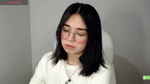 Snapshot of misha__sweet__27 chatting on 03/12/25, 01:58 misha online show from 03/12/25, 01:58