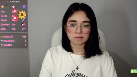 Snapshot of misha__sweet__27 chatting on 03/12/25, 05:02 misha online show from 03/12/25, 05:02