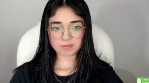 Snapshot of misha__sweet__27 chatting on 10/22/25, 05:19 misha online show from 10/22/25, 05:19