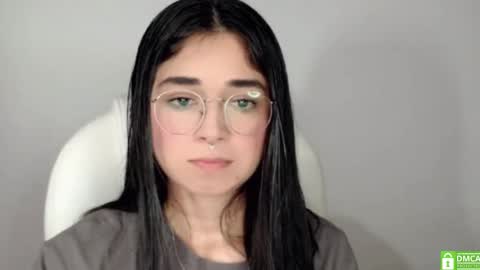 Snapshot of misha__sweet__27 chatting on 10/23/25, 04:23 misha online show from 10/23/25, 04:23