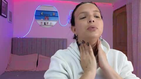 Snapshot of misofialeal chatting on 10/16/25, 07:26 misofialeal online show from 10/16/25, 07:26