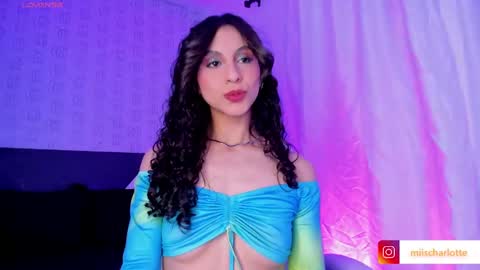 Snapshot of miss__charlotte_ chatting on 01/19/25, 07:47 Charlotte online show from 01/19/25, 07:47