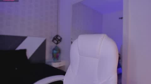 Snapshot of miss__charlotte_ chatting on 02/05/25, 04:27 Charlotte online show from 02/05/25, 04:27