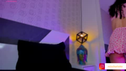 Snapshot of miss__charlotte_ chatting on 03/01/25, 02:59 Charlotte online show from 03/01/25, 02:59