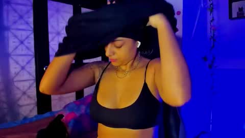 Snapshot of miss_akemi chatting on 11/03/25, 01:12 Akemi 3 online show from 11/03/25, 01:12