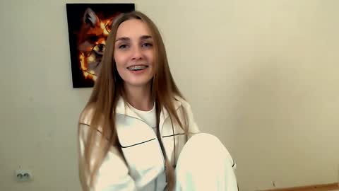 Snapshot of miss_angelina_ chatting on 09/25/25, 06:06 Angelina online show from 09/25/25, 06:06