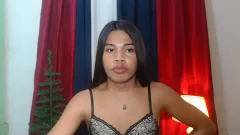 Snapshot of miss_bellah chatting on 09/30/25, 06:35 Bellah online show from 09/30/25, 06:35