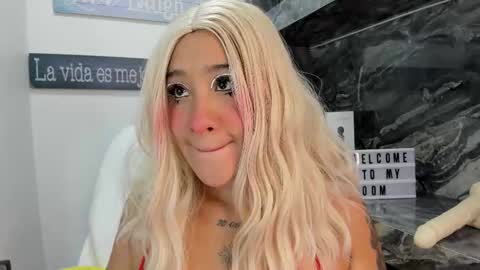 Danika online show from 11/08/25, 10:59