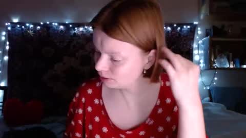 Snapshot of miss_elistia_ chatting on 01/20/25, 07:14 Elis online show from 01/20/25, 07:14