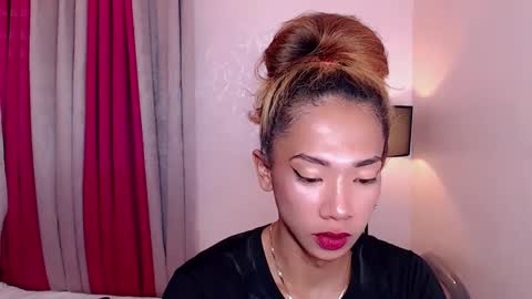 miss_ephrail online show from 12/07/24, 06:48