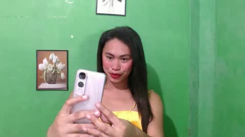 Snapshot of miss_eva2025 chatting on 11/12/25, 11:43 Eva online show from 11/12/25, 11:43