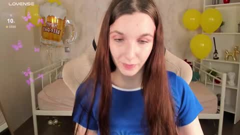 Snapshot of miss_eva__ chatting on 09/30/25, 12:26 Eva online show from 09/30/25, 12:26