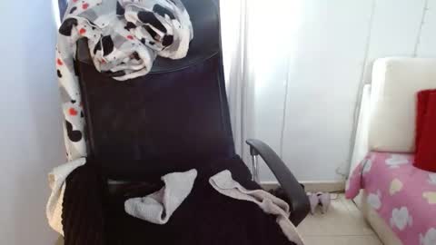 Miss Evoleth online show from 11/13/25, 03:33