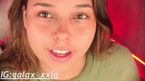 Snapshot of miss_galaxxia chatting on 10/17/25, 08:55 Elisabeth IG galax xxia online show from 10/17/25, 08:55