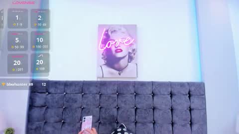 miss_horney online show from 10/06/25, 08:39