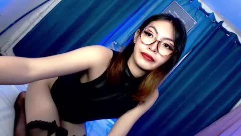 Snapshot of miss_hornydoll chatting on 12/15/24, 12:38 miss_hornydoll online show from 12/15/24, 12:38