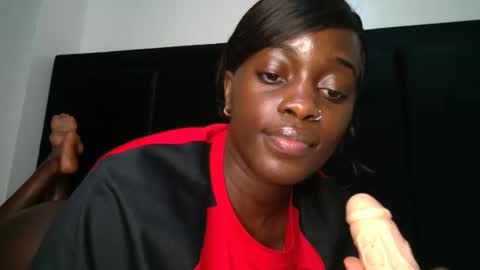 SensuElle  WHAT I DONT SHOW HERE... YOULL ONLY SEE IN PRIVATE  online show from 10/11/25, 10:52