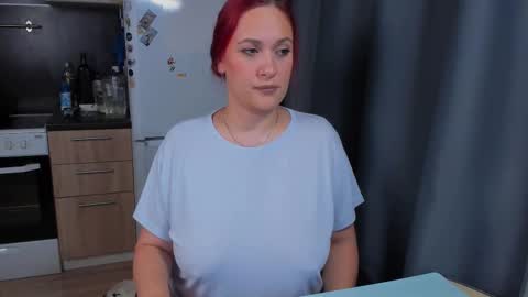 Snapshot of miss_jess_rabbit chatting on 10/15/25, 12:27 Jess online show from 10/15/25, 12:27