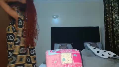 Snapshot of miss_kiarrafit chatting on 01/26/25, 06:37 Miss Kiarrafit online show from 01/26/25, 06:37