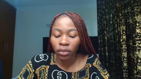 Snapshot of miss_kiarrafit chatting on 02/12/25, 05:58 Miss Kiarrafit online show from 02/12/25, 05:58