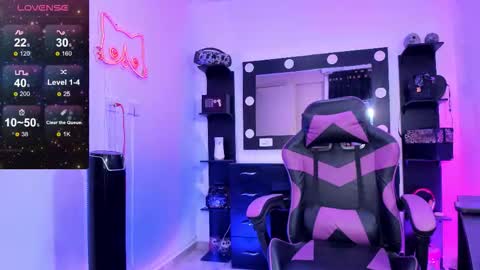 Miss Kittyn online show from 11/14/25, 12:31