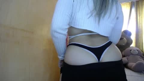 lilieth  online show from 10/11/25, 04:16