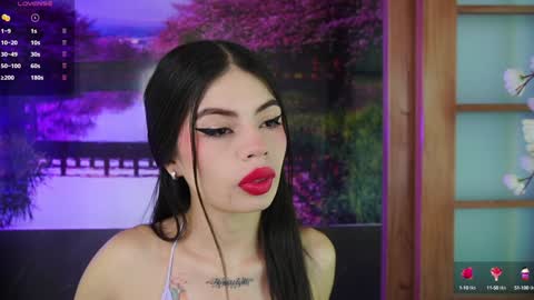 Snapshot of miss_lucyla chatting on 01/20/25, 11:02 miss_lucyla online show from 01/20/25, 11:02