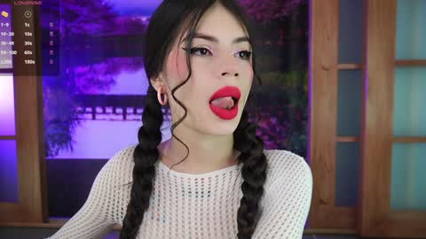 Snapshot of miss_lucyla chatting on 01/21/25, 11:03 miss_lucyla online show from 01/21/25, 11:03