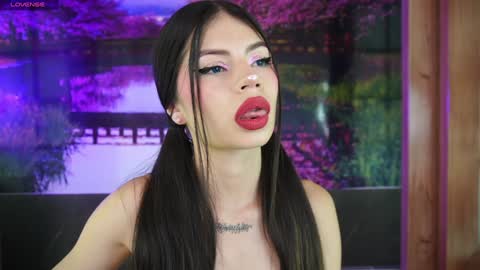 Snapshot of miss_lucyla chatting on 01/31/25, 02:48 miss_lucyla online show from 01/31/25, 02:48