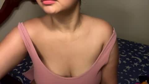 ly independent model online show from 02/24/25, 08:36