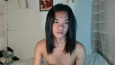 Snapshot of miss_miya03 chatting on 09/26/25, 12:42 miss_miya03 online show from 09/26/25, 12:42