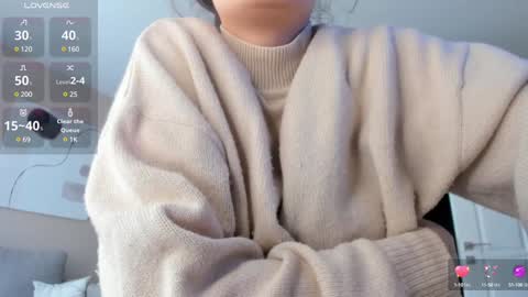Snapshot of miss_shine_ chatting on 12/09/24, 04:45 Miss shine online show from 12/09/24, 04:45