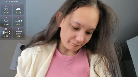 Snapshot of miss_shine_ chatting on 12/10/24, 05:28 Miss shine online show from 12/10/24, 05:28