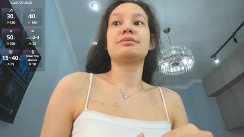 Snapshot of miss_shine_ chatting on 12/26/24, 04:32 Miss shine online show from 12/26/24, 04:32