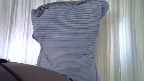 Snapshot of miss_sinphoria chatting on 11/04/25, 08:46 Miss online show from 11/04/25, 08:46