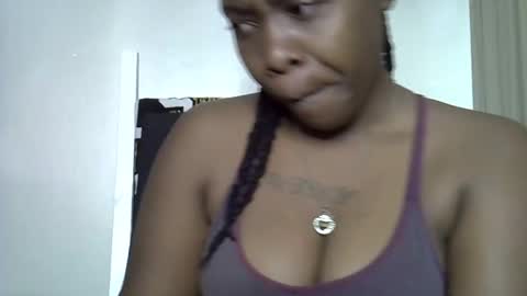 Snapshot of miss_sinphoria chatting on 11/13/25, 11:53 Miss online show from 11/13/25, 11:53