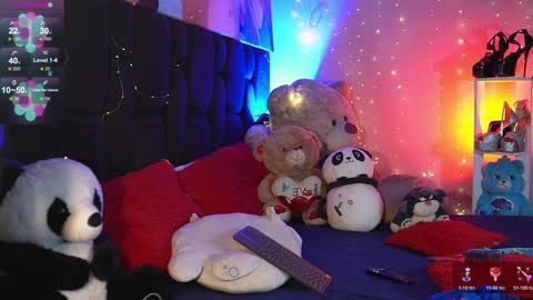 Sophie Cardenas ..... independent model online show from 02/05/25, 02:51