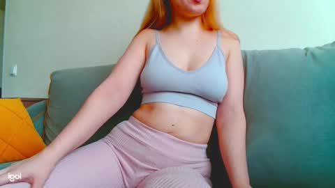 Snapshot of miss_sophy_ chatting on 02/19/25, 08:22 Sophy online show from 02/19/25, 08:22