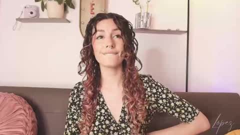 Snapshot of miss_toronto chatting on 09/19/25, 12:02 Adara Lpez online show from 09/19/25, 12:02
